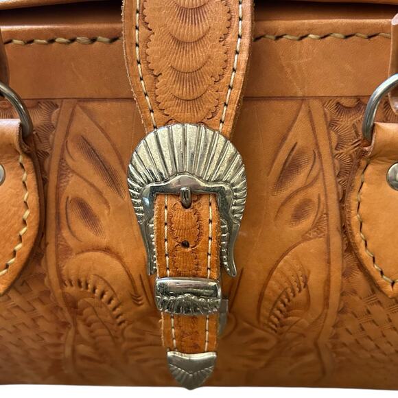 Vintage Hand Tooled Floral Leather Western Style Doctor's Bag Satchel - - Picture 5 of 5